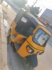 تكتك بياجو نضيفة وسليمه من كل نواحي فقط بيها ضربة من جهت تاير اليسرة م...