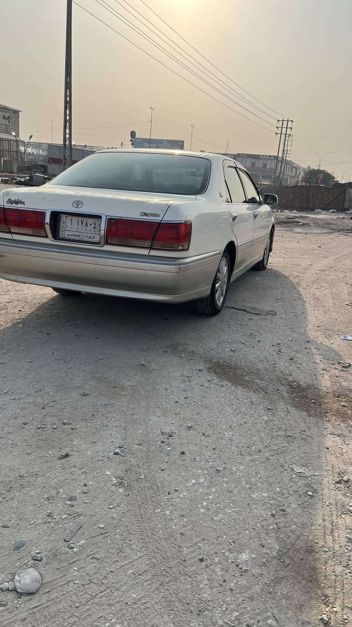 السلام عليكم.. كروان (ملكه)
للبيع رقم كركوك مدفوع كمرك باقي بس الرقم
موديل 2003اصل
تحوير جوه نجف وفوك إمارات مكينه دي فور الچبير
كفاله كص ونقل جثه لون ابيض محجل خضرواي
السياره 3 كم كرستاال اصل
كشنات 4كهرباي
مري شفط بلاد تحكم كامل بل صوت
دمام خلفي
مثبت سرعه
غرفه بيجي وصاج ملكي
السعر 105 
للاستفسار *********** العنون النجف
