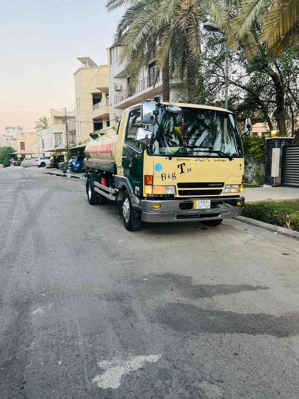 السلام عليكم 
تنكر اللبيع الحموله 7800 لتر 
رقم التواصل ***********
