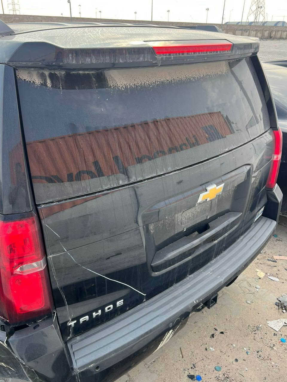 تاهو 19LT ضربتهه موضحه بالصور السياره تدخل ( كتاب ضبــــاط فقط) غير الضباط ماتدخل .السياره واصله بالميناء مال بصره  
***********
تم تنزيل السعر لان مستعجل ع بيعته 120 البصرة, العراق
