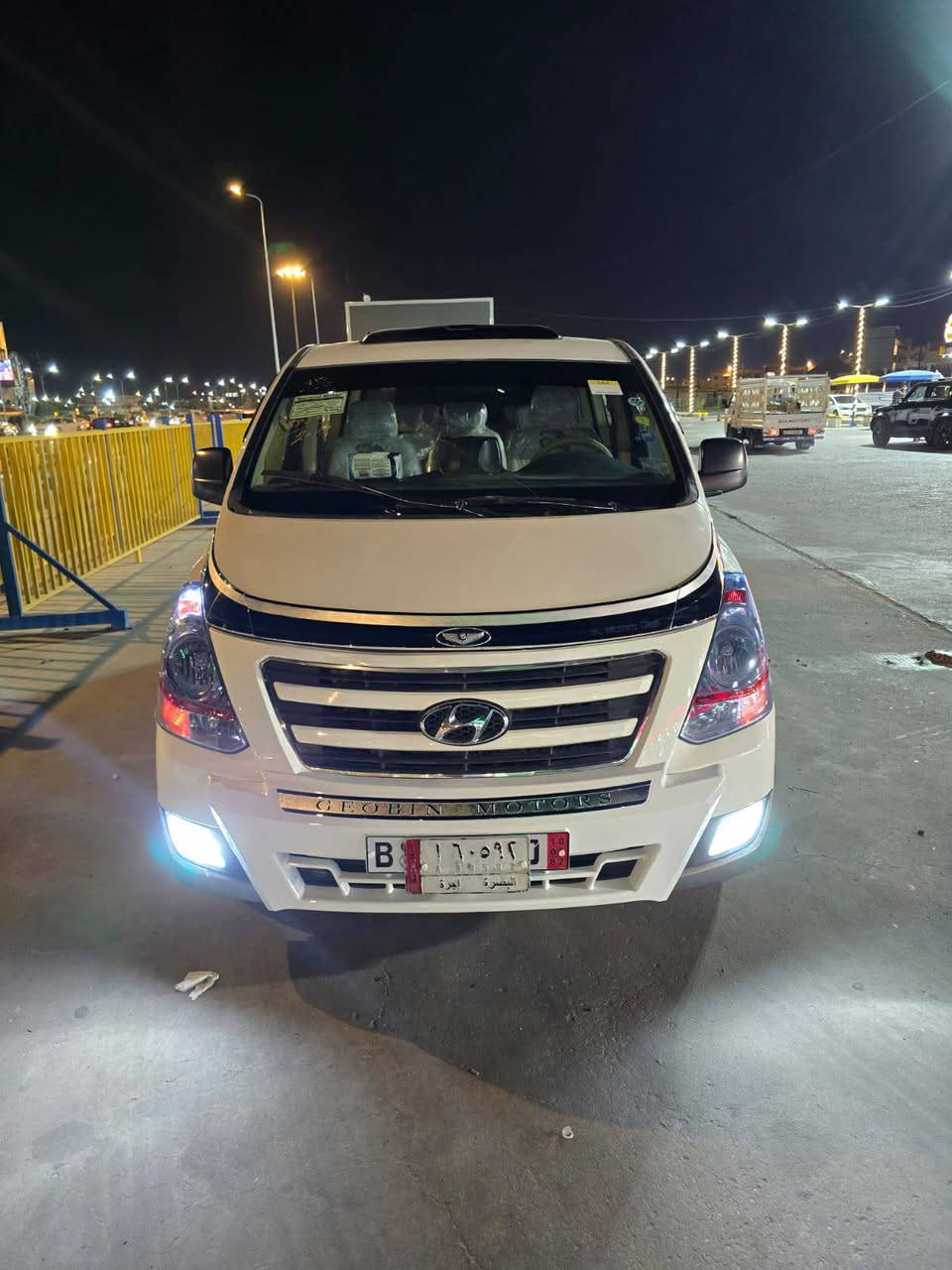 سلام عليكم ستاركس 2016مفتوح محور مسكر اوتماتيك سياره كفاله عامه ماعده شبر بارد بلصندوق تبريد حداده تخم تاير جاهزه من كلشي سعر ١٩٥ ***********بصره ابو الخصيب مهيجران
