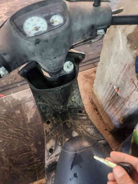 دراجه بي جُيِ نضيفه كلش صاله شهر من نازله حاويه مكلف بل نشر شراي يتصل ‭0781 452 1515‬
