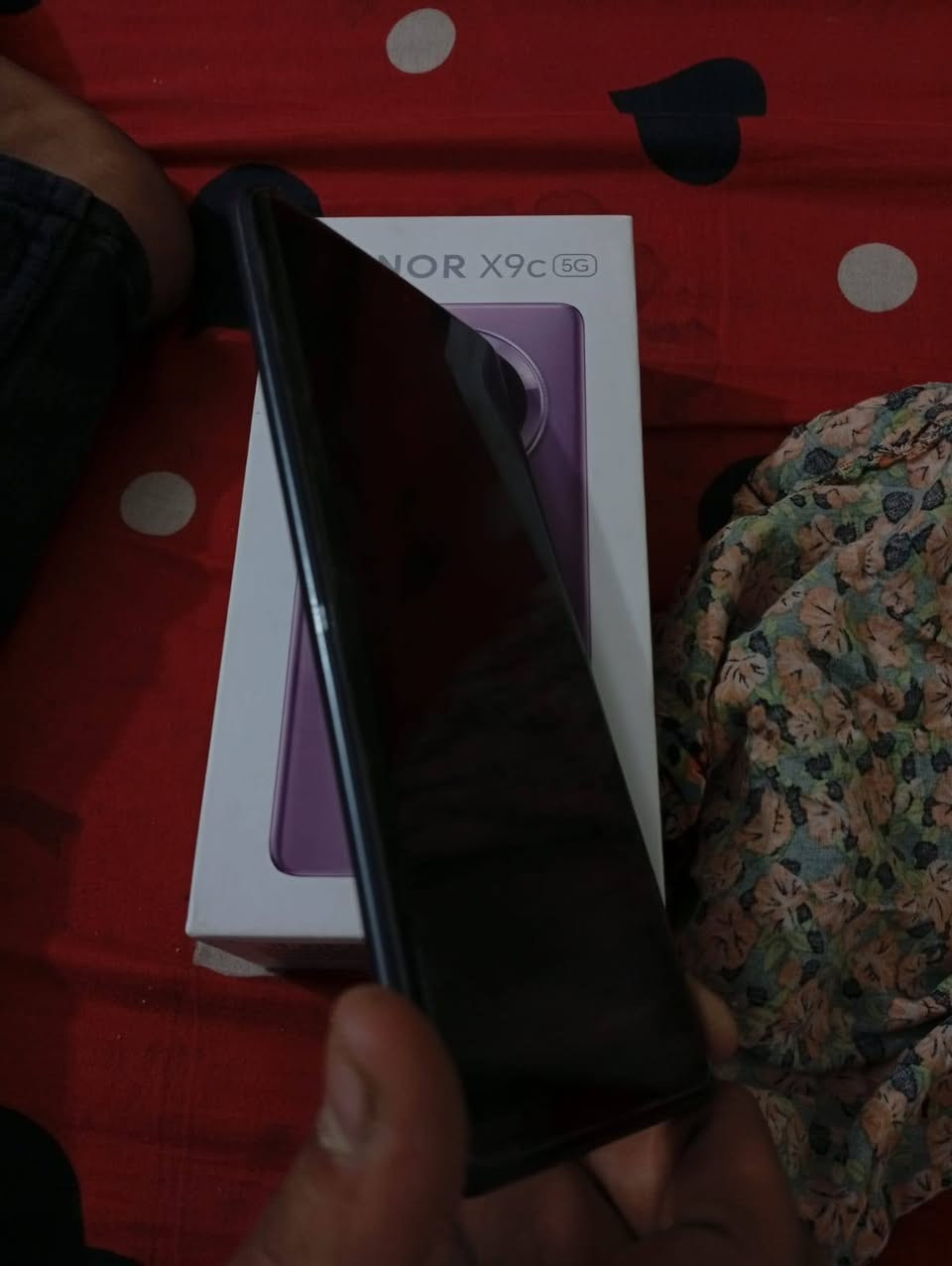 سلام عليكم حياكم الله مبايل لبيع سعر خاص ***********
