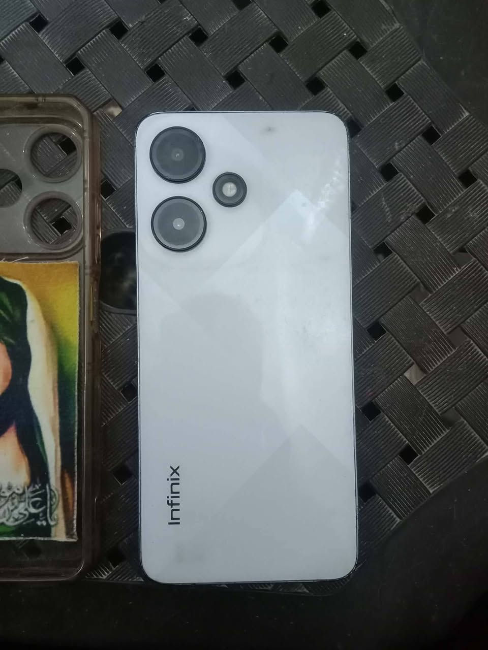 مراوس وبيع مكان كوت. توصيل موجود تفاصيل خاص


**إذا كنت صاحب هذا الإعلان وتريد حذفه لأي سبب، رجاءا أرسل رسالة إلى الدعم الفني**