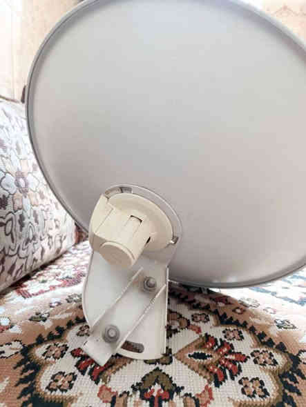 السلام عليكم اخوان صحن نانو للبيع  بيع مستعجل وشغال استعمال قليل سعرهه 50الف قفل قفل قفل
الشراء يتصل وااذ مو شراء لاتراسل وتطي مواعيد وجذب ماتجي 
مكاني نجف
لاستفسار واتساب او التصال على الرقم ***********
