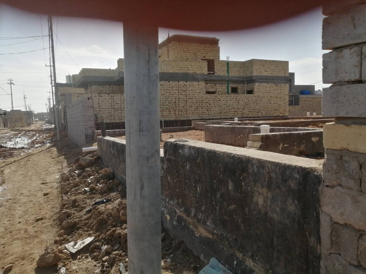 السلام عليكم بتلو زراعي للبيع التقية الثالثة خلف مدرسة البشير الابتدائية مباشرتن المساحة 200 متر كهرباء وماء ومجاري واصلة للباب  السعر 50 او بيهة مجال لاتصال علا الرقم ***********
