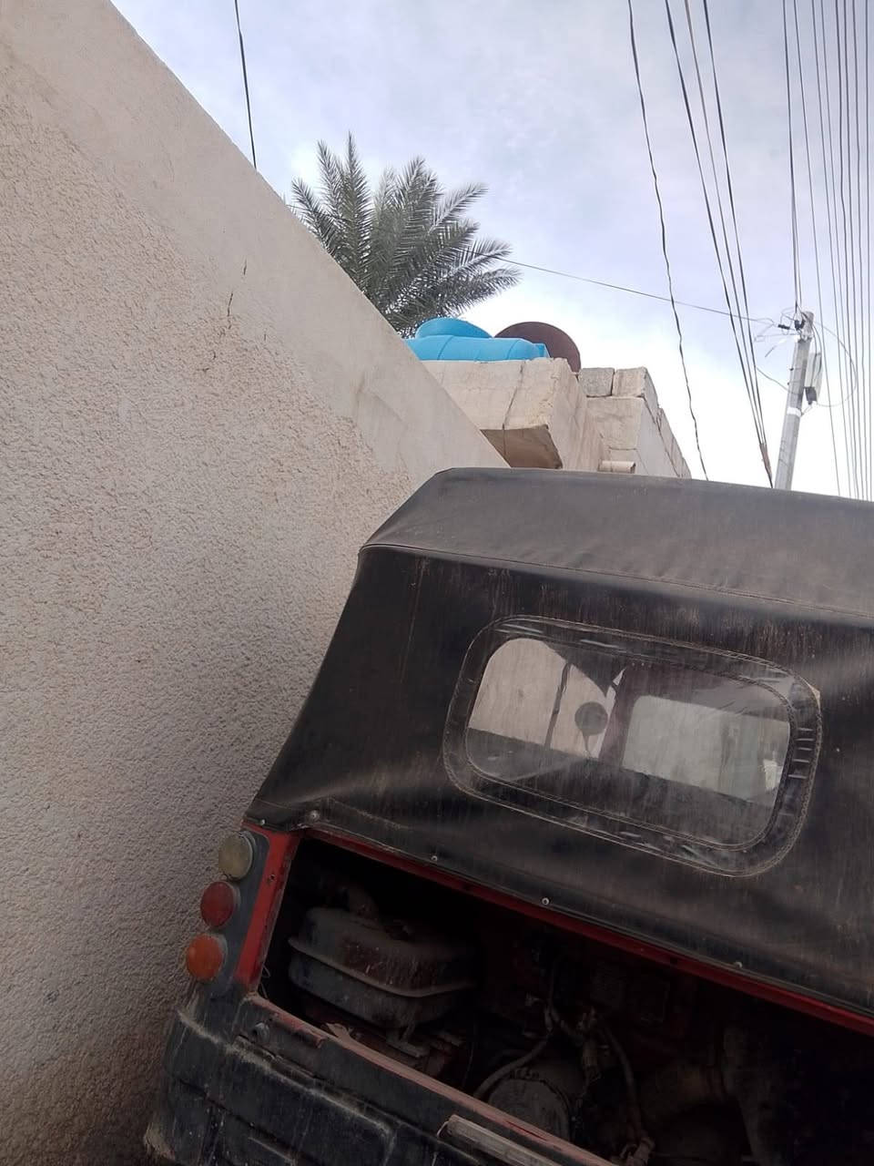 تكتك للبيع موديل 2018 بياجو مكينة كايمة اوراق كاملة اتعهد من اسرقة سعر 500000الف بيها مجال ***********
