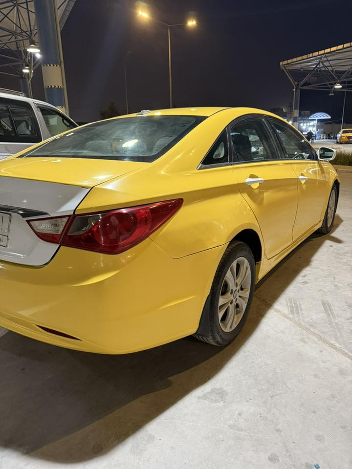 السلام عليكم سوناتا 2012 أمريكي 🇺🇸 محرك 2400GDi مفتوح كير شرط حداديه جديده تخم تاير جديد سياره مبدل بيها جاملغ وبنيد السعر 87 

***********
