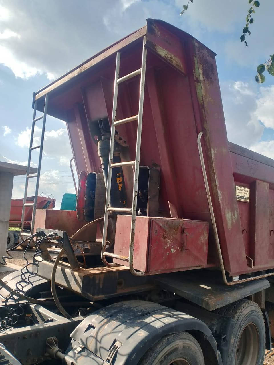 عربانه للبيع مكفوله للبيع السعر 150 *********** *********** مكلف بالنشر
