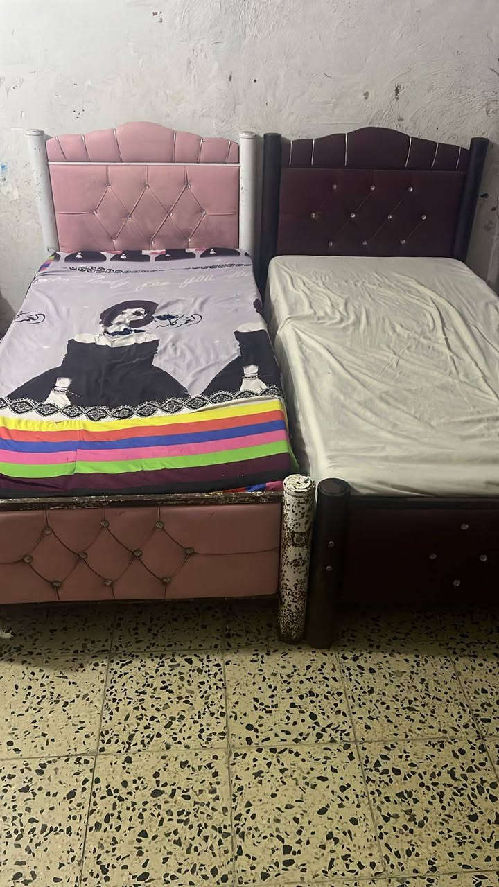 تخم 9 مقاعد 3 رجلين من يمه يتحركن يكدرون يغيروهن او يضبوهن سعره 150 وبي مجال بسيط
ساعه سعرها 10 
وجربايه اطفال نضيفه كلش بس رجليها شويه من جوه رطوبه لايحتها اما داخلها كله نضيف سعرها 20 
العنوان بغداد حي عامل تكدرون تجون وتشوفون الغراض 
وايضا عدنه جرابي ثنين ام النفر واحد السوبايات شويه نازلات وكلها نضيفه  سعرهن 30 الوحده وبيها مجال بسيط 
وميز طعام عدد الكراسي 4 نضيف مابي اي عيب بـ40 الله شاهد قبل فتره اخذت الكرسي الواحد ب 12 الف للاستفسار تفضلوا خاص


**إذا كنت صاحب هذا الإعلان وتريد حذفه لأي سبب، رجاءا أرسل رسالة إلى الدعم الفني**