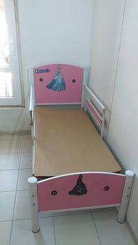 سرير • بدون ضرر