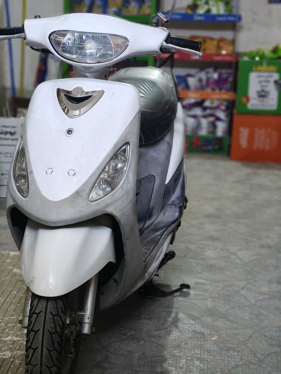 دراجة ماكس منغولي لبيع 2003 كفرات تجاري ***********
