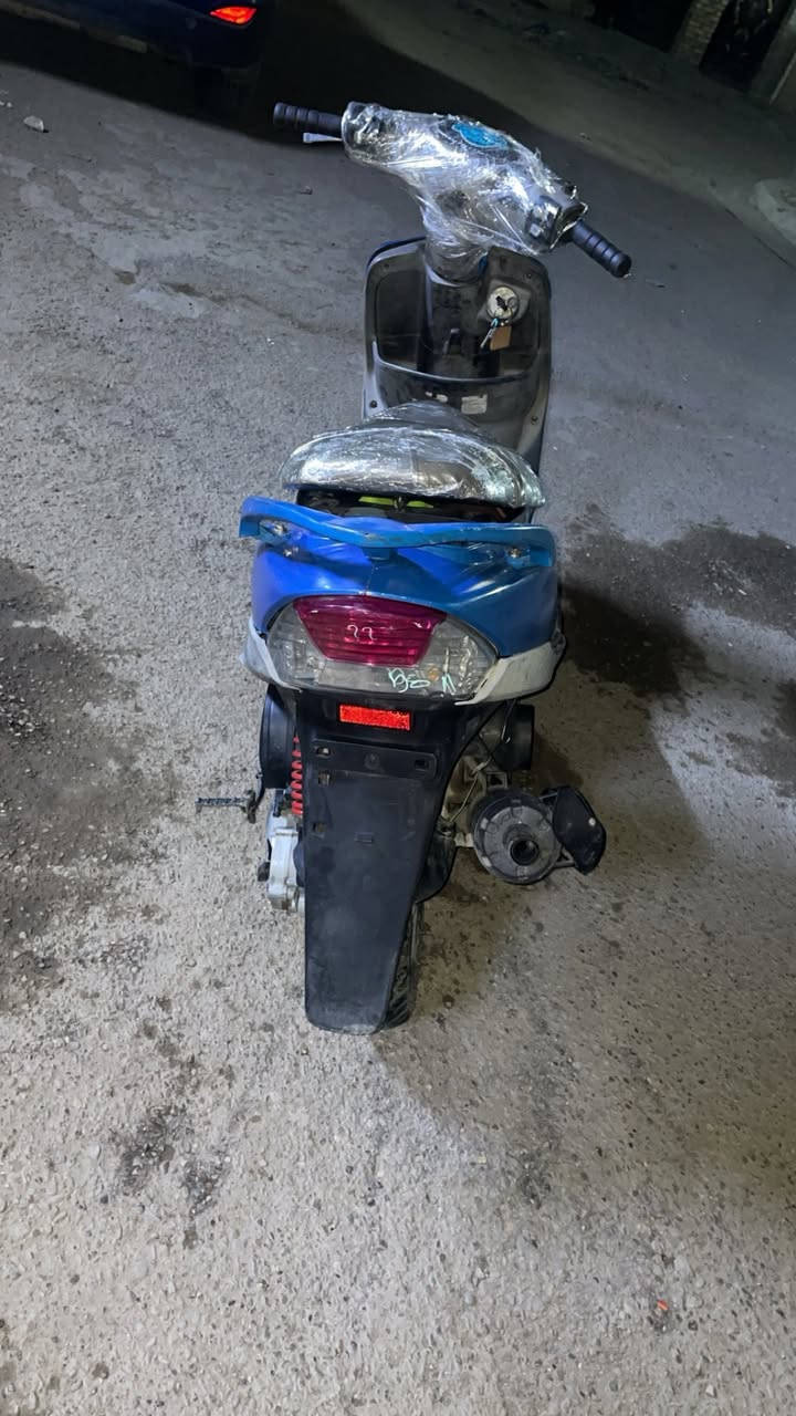 السلام عليكم دراجه ماكس منغولي دراجه تخبل ابدل الها دهن امزويل كل 15يوم شرط شلعه ومعدل الدراجه مثل مموضحه بـ الصوره نقوصاتها فقط بـ الكفران اما بايقي الدراجه فه كامله 1/1عنواني بغداد الشعب سعرها 350رقمي ***********
