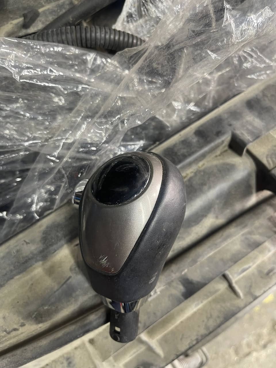 السلام عليكم متوفر مل شي بخصوص السيراتو والفورتي توصيل كل المحافظات للحجز ادخل خاص او اتصل ***********
