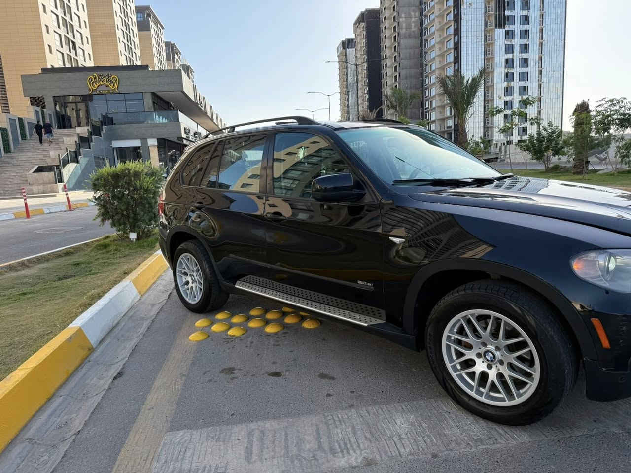 يالله سلام عليكم اخوان للبيع او مراوس BMW :X5
2009 وارد امريكي حادثهة سرقة بنيد او جاملغ 7 راكب فول مواصفات كشنات كهربائ جلد بردات خلفية بانورامة شاشا كامره رادار حساسات بعد بيهة هواي مواصفات تخم تاير صدر خلفي امامي جديد تبريد منضومة كاملة امبدلهة جديدة رقم بغداد مشروع وطني السعر 95 بيهة مجال للطيبين ❤️ عنوان السيارة السيدية للستفسار اتصل ***********
