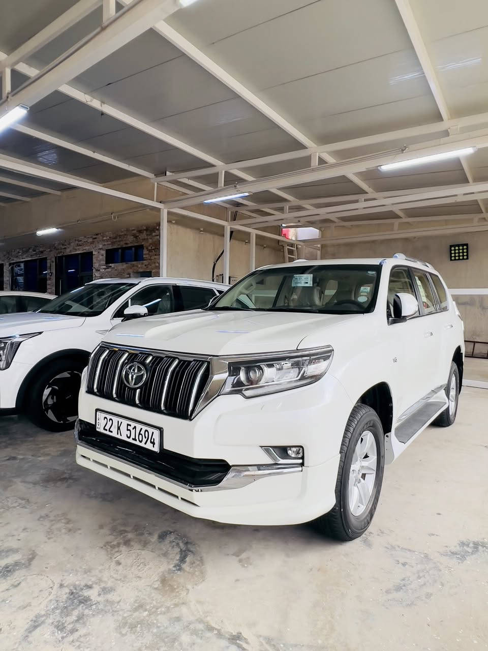 بيع او مراوس!
🔥 تويوتا برادو موديل 2020 🔥

 • محرك 6 سلندر (V6)
    
 • العداد: (100k)

رقم اربيل (تريد تحويل او وكالة ليعجبك)

✨ المواصفات:

 • شاشة + كاميرا خلفية
 • فتحة سقف
 • بصمة تشغيل
 • سنسرات أمامي وخلفي
 • مثبت سرعة
 • ثلاجة
 • تكييف ثنائي
 • بلوتوث ونظام صوتي
 • نظام مانع انزلاق + ثبات
 • دبل قير جاهز للطرق الوعرة 

كفالة عامة من صبغ وتبديل والبارد:

💰 السعر: (430)

📍 الموقع: (مكاني الكوت)

📞 للتواصل: (***********)
