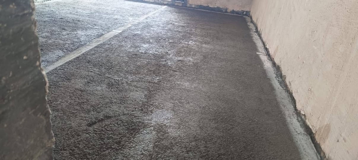 السلام عليكم ورحمة الله وبركاته لاول مره في الصويره يعلن لكم مكتب المعمار الهندسي القيام بأعمال السكريد لتصفير أرضية البيوت وبكوادر متخصصه ومواد مفحوصه وأشراف هندسي متخصص ومستعدين لعمل الدور السكنيه والدوائر الحكوميه للإستفسار الاتصال بالرقم ***********
