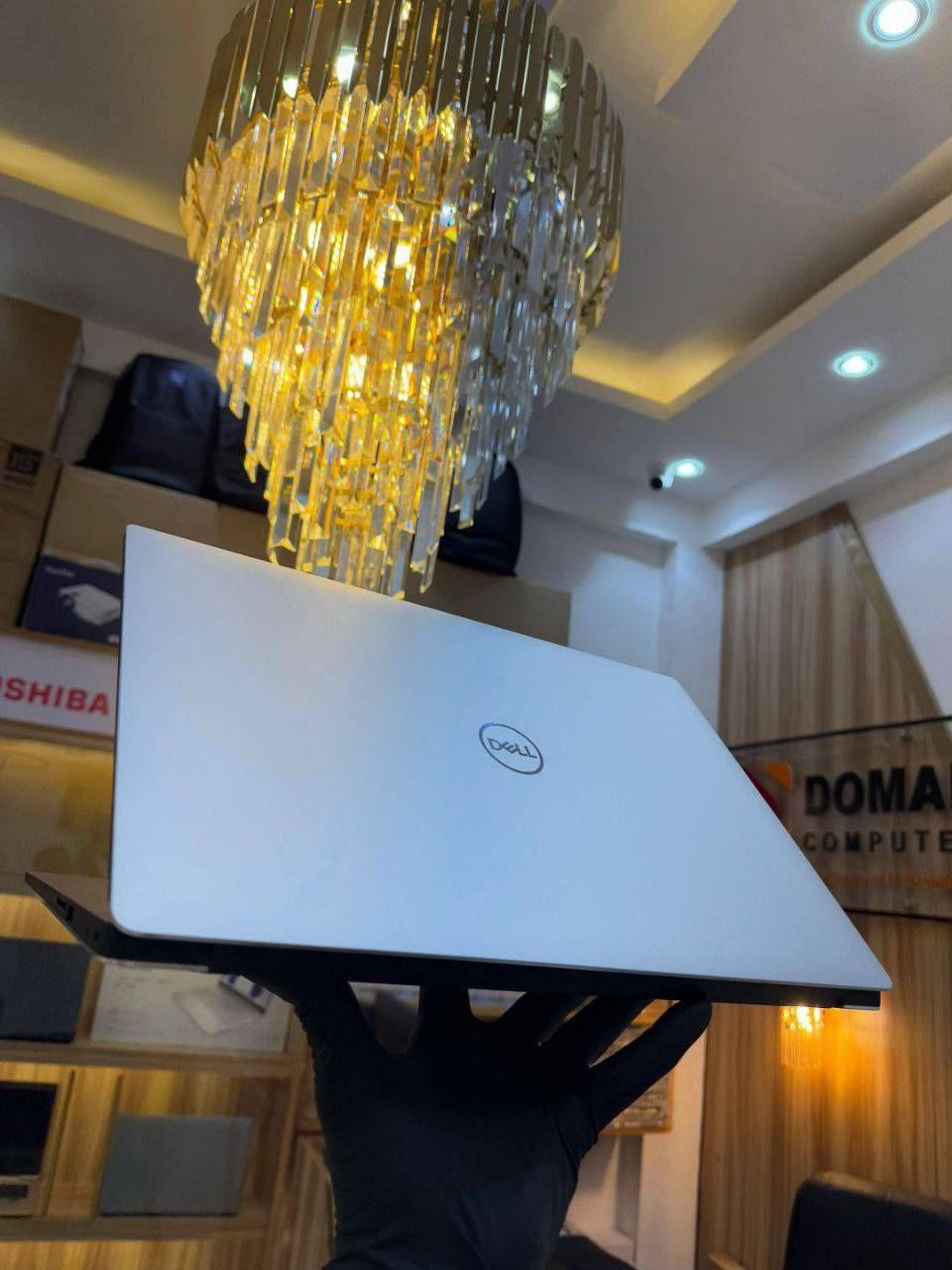 💻 لابتوب Dell Precision 5540
قوة احترافية لمحبي الأداء العالي والعمل الثقيل 🔥
مخصص للمهندسين، المصممين، المونتير، وبرامج 3D والرندر القوي 🎯
🔍 المواصفات:
• المعالج: Core i7 الجيل التاسع فئة H (6 Cores – 12 CPUs)
أداء قوي للبرامج الهندسية، التصميم، التحليل، والألعاب الثقيلة.
• الرام: 16GB DDR4
تعدد مهام سلس بدون تهنيج.
• الخزن: 512GB SSD M.2
سرعة إقلاع وتشغيل برامج فائقة.
• كرت الشاشة الخارجي: Nvidia Quadro T2000 4GB
ممتاز لبرامج التصميم الاحترافية مثل AutoCAD وRevit وSolidWorks والمونتاج.
• كرت الشاشة الداخلي: Intel UHD Graphics 630
للاستخدامات اليومية وتوفير الطاقة.
• الشاشة: 15.6" Full HD
دقة واضحة وألوان ممتازة للعمل الطويل.
• كيبورد عربي إنكليزي مضيء ✨
🎁 الهدايا:
ماوس 🎁
ماوس باد 🎁
حقيبة 🎁
الشاحن الأصلي 🎁
🛡️ الضمان والخدمات:
✔️ فحص كامل قبل الإرسال
✔️ فحص كامل قبل الدفع والاستلام
✔️ ضمان 7 أيام استبدال عند وجود خلل مصنعي
✔️ جاهز للاستخدام المباشر
📍 الموقع: بغداد – الأمين الثانية
🚚 التوصيل متوفر إلى جميع المحافظات

📲 للتواصل واتساب حصرا او اتصال 
***********
💰 السعر: 650,000 دينار عراقي
الكمية محدودة
