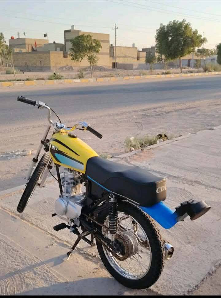 سلام عليكم دراجه لبيع مديل 23 اوراق اصليه  مكاتب مكتب مكاني نجف الشراي يتصل تعمير 26  ***********
