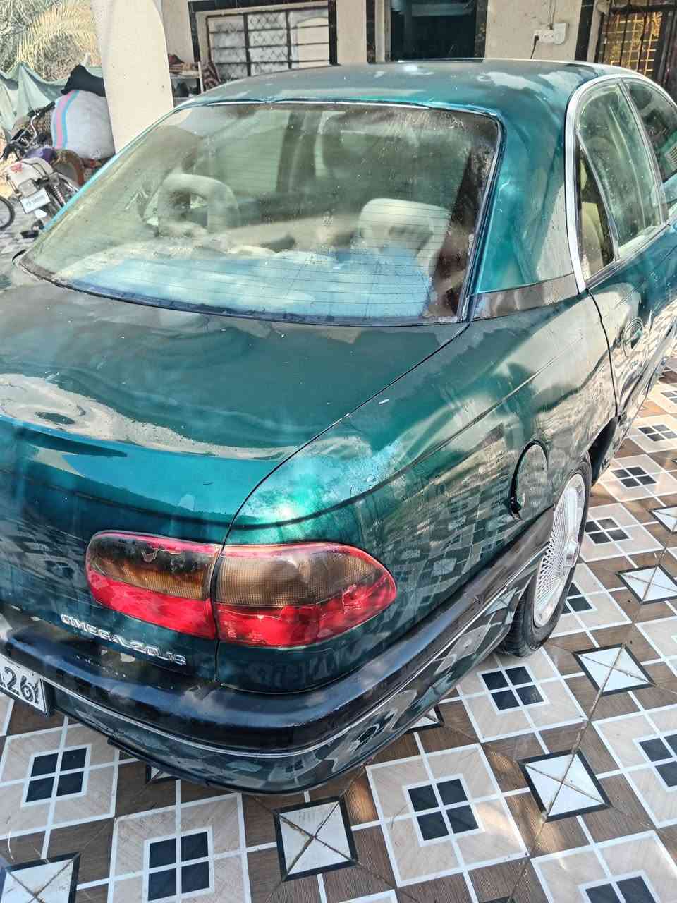 اوبل بزون ٩٥ رقم جديد صدر باتري تايرات دواخل جديد للبيع الوجيهيه اوتماتيك *********** بيع فقط
