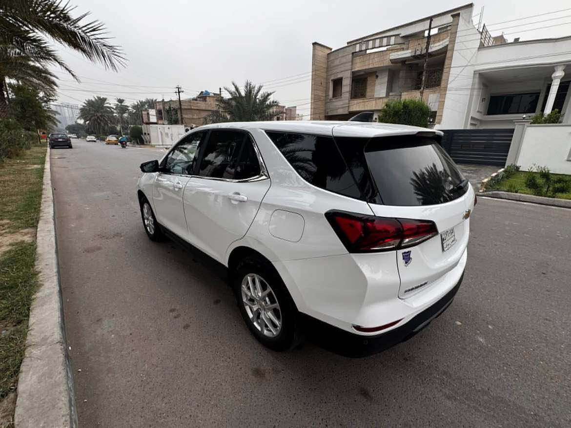 السلام عليكم لبيع فقط بدون مراوس بدون رقم 

شوفرليت اكوينكس LTموديل 24 ماشيه 22  الف
مواصفات السياره

بصمة تشغيل 
بصمة أبواب 
جنطه كهربائي 
كأمره دواره 
رادارات جانبي وأمامي 
حساسات إماميه 
حساس خلفي
محرك 1500 تيربو 
وبعد بيه مواصفات 
حادث السياره 3 قطع صبغ 

السعر 130  بدون رقم تترقم جميع المحافظات تكلفة الرقم 2 مليون ونص. فقط 

موقع السياره بغداد الدوره 
*********** بغداد, العراق
