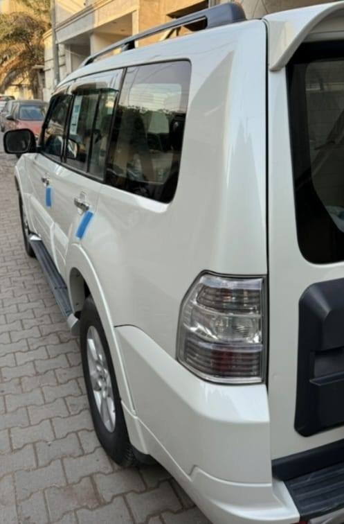 اللهم صلِّ على محمد وآل محمد
للباحثين عن النظافة الحقيقية وراحة البابل
سيارة بفضل الله تعالى مفوله يعني كلشي مذب عليه مواصفاته جدا جدا تعجب الناوي يشتري
باجيرو حبتور فول موصفات
وضع شركه
2010
سياره مال بيت امانه الله
محرك بلادي وضع شركه
كيربلادي
حجم محرك 3500
امانه الله بانزين كله محسن
ودهن امزويل امريكي
سياره بلاديه لاصبغ ولاتبديل عده الباردلي موضح بسونار
رقم انكليزي بغداد
وبسمي شخصيآ
شاشه اندرويد ومسجل البلادي موجود
وياه جادرمطري
وبعدمواصفات هواي ومواصفات الحبتور معروفه
ومكان سياره بغداد الحريه
لتواصل عله الرقم او وات ساب وماسنجرماكو رجآ
       (***********)
