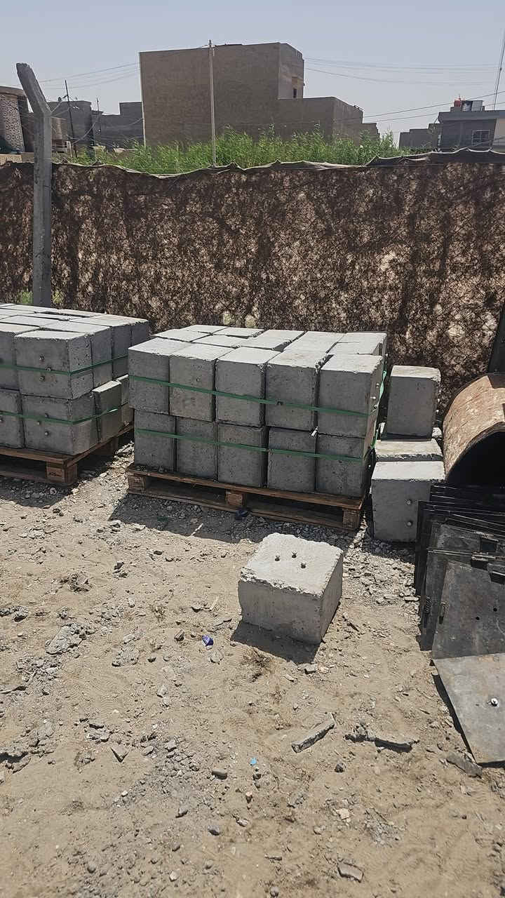 السلام عليكم
يتوفر لدينا صبات لهيكل الطاقه وزن 50 كيلو

وبمواصفة C30 خبط جاهز

وبسعر 5 الف 

ويتوفر لدينا حديد Cجنل مالارجل والمثلثات
للتواصل ***********
