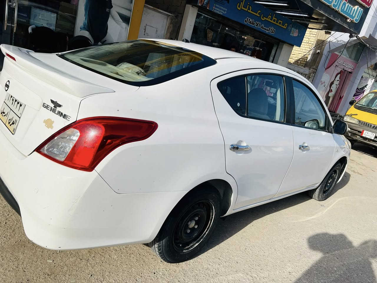 نيسان صني هندي 2020 ماشيه 100 
للاستفسار الاتصال فقط /***********
رقمه اربيل. السنويه بشهر الرابع تسقط
السياره باسم شركه
