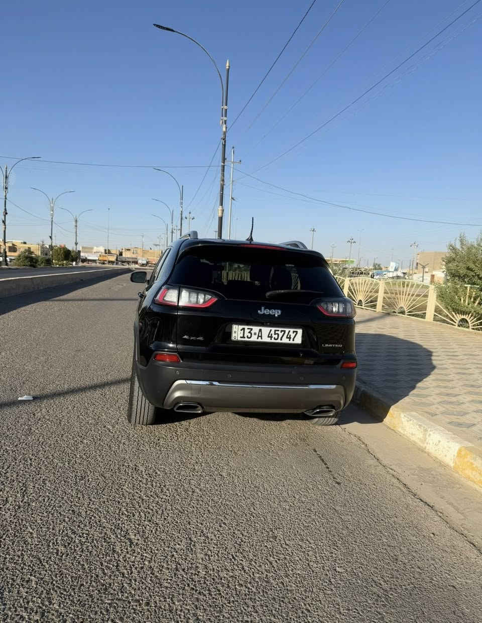 سلام عليكم 
سيارة جيب بزون للبيع 
2019
6 سلندر محرك 3200
للاستفسار اتصل 
***********
بيع فقد بدون مراوس
