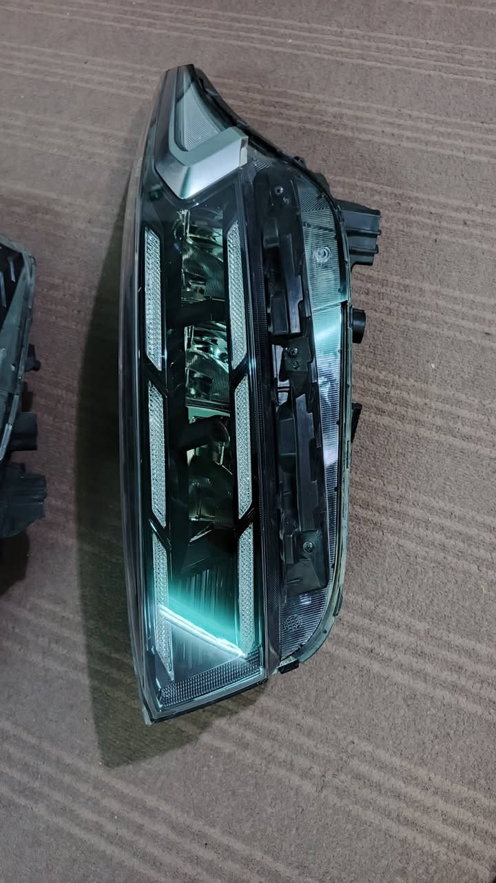 السلام عليكم للبيع ماصدات فورتي 24/23 دبل لد بي اشاره وارد كوري بلاديات بدون اي تصليح بعدهن جدد
***********
*********** بي واتساب
