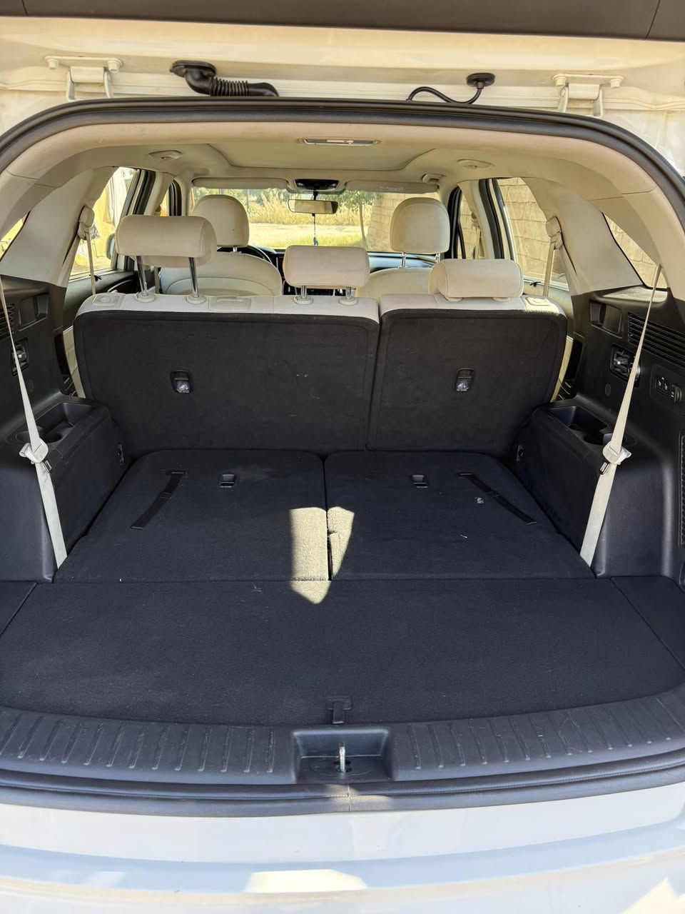 سورنتو 2021 خليجي
فول  مواصفات  البانوراما 1/1
مكفولة  كفالة عامة 
تخم تاير جديدنكسن الكوري
بصمه تشغيل 
بصمه ابواب وصندوق 
تشغيل عن بعد. 
جميع الكشنات كهرباء 
اريل نفيگيشن 
لايت خمس عدسات 
لد امامي وخلفي 
حساسات كامرة شاشه 
صندوق كهرباء 
 6 سلندر 3500
وباقي المواصفات المعروفه
رقم شمالي اربيل هزه جديده بإسمي تحويل نفس اليوم
سيارة جديده بوضع الزيرووو سعرها 260 بي مجال قليل بلعافيه ع الياخذها
للأستفسار اتصل بي وتساب (***********)  (***********) مكان السياره بغداد
