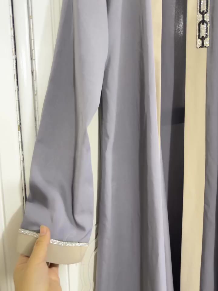 للبيع قيم واخذ نضيفات والله مابيهن شي بس البنيه جاي تبيعهن لان سمنت وصارن صغار


**إذا كنت صاحب هذا الإعلان وتريد حذفه لأي سبب، رجاءا أرسل رسالة إلى الدعم الفني**