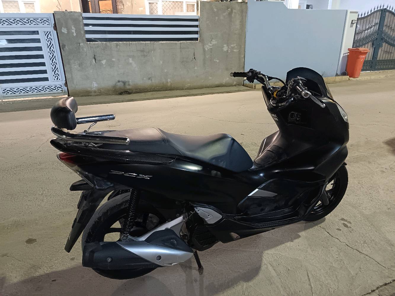 ديالى بعقوبه الأمين
دراجه pcx وارد كوري ماشيه ٢٣الف حقيقي
