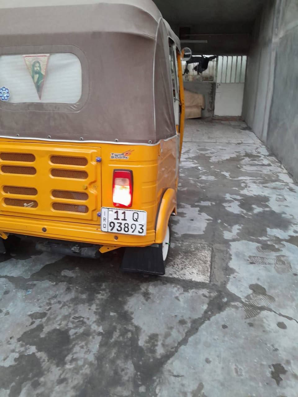 تكتك للبيع موديل ثمنطعش داخله عل تساطعش نظيفه السعر سته وربع وبيهه مجال حك الجيه


**إذا كنت صاحب هذا الإعلان وتريد حذفه لأي سبب، رجاءا أرسل رسالة إلى الدعم الفني**