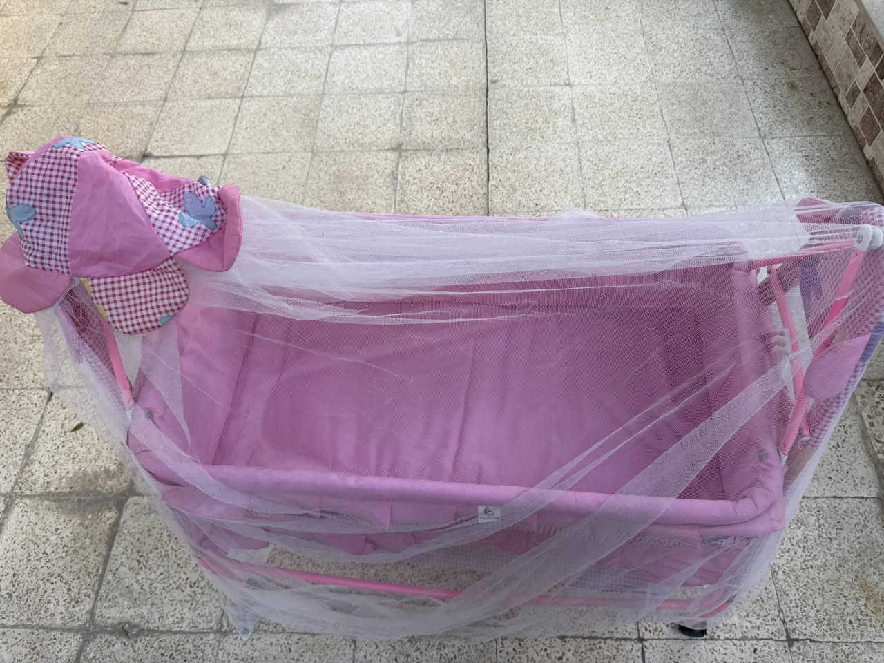 للبيع 
الازرق هزاز ب30 
الوردي الديديه ب30 هزاز
الكرسي الصغير هم هزاز ب15


**إذا كنت صاحب هذا الإعلان وتريد حذفه لأي سبب، رجاءا أرسل رسالة إلى الدعم الفني**