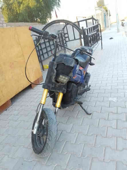 دراجة نوفا للبيع شغاله نكرة سلف السعر 200 قفل مكاني رميثة 
***********
