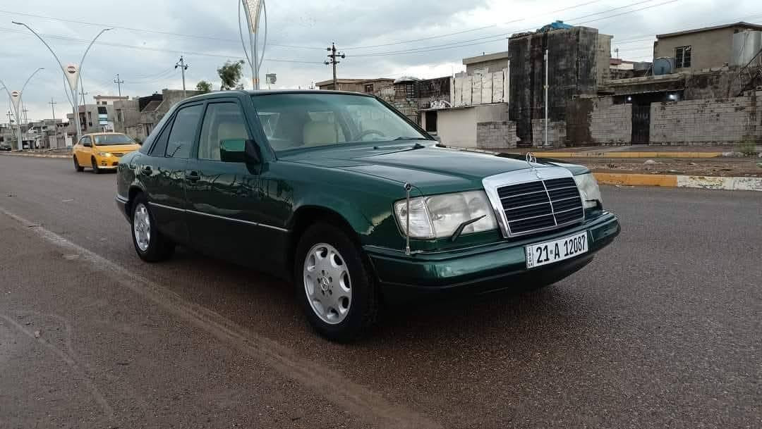 للبيع فقط بدون مراوس دب زيتوني 86  محدث 92 رقم سلمانيه دولي   بسمي تحويل ثاني يوم سنويه ال30 
سدر وحداديه جديد
غرفه جديده 95%

محرك وكير 3000 بطه جديد 
تبريد + تدفئه هيتر جام 
سنتر لوك

مكفوله من الضربه  ولتعمير مصبوغه عام جماليه 
قواعد دبلات بلاد 
سياره تجي وتشوف حلوه كلش وجديده 
وكلشي شغال فقط السلايت ماعرف شبي  
مكاني ناصريه قضاء الفجر سعر 65 
***********
