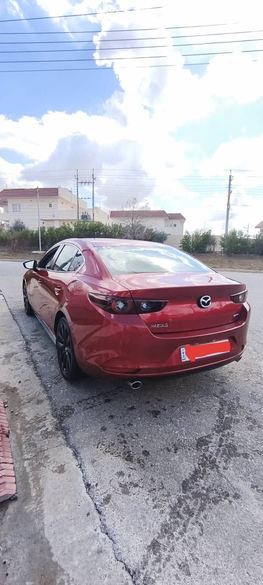 السلام عليكم
مازدا ZOOM 3 موديل 2024 🔥🔥
ماشيه 37 الف وقابله للزياده 
المواصفات 
SELECT SPORT  2.5L 
الضرر 
جاملغ خلفي والصور موجوده 
رقم اربيل والسيارة نضيفه جدا 
السعر       15,300$  دولار وبيها مجال 
المكان اربيل 
الرقم 
اسيا ***********
كورك ***********
