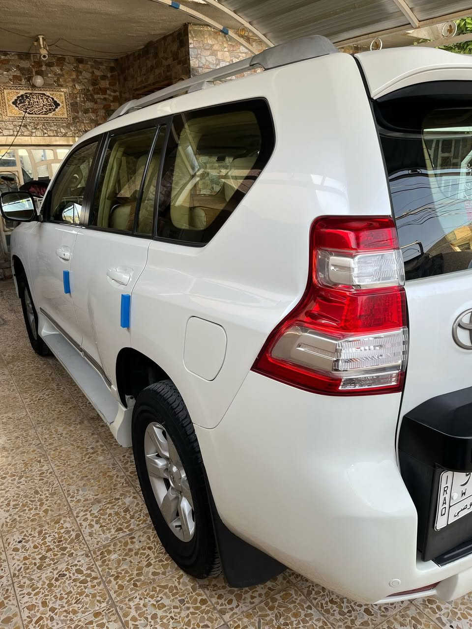 تويوتا برادو 2014 بغداد محرك 6 سلندر4000
نظيفة جدا جدا 
مواصفات TXL كله مال الشركة 
ماشية 226 ألف عداد حقيقي
كير ومحرك مال الشركة مكفولات 
فتحة بالقمارة دبل تانكي ثلاجة
السنوية مجددة لغاية 29


**إذا كنت صاحب هذا الإعلان وتريد حذفه لأي سبب، رجاءا أرسل رسالة إلى الدعم الفني**