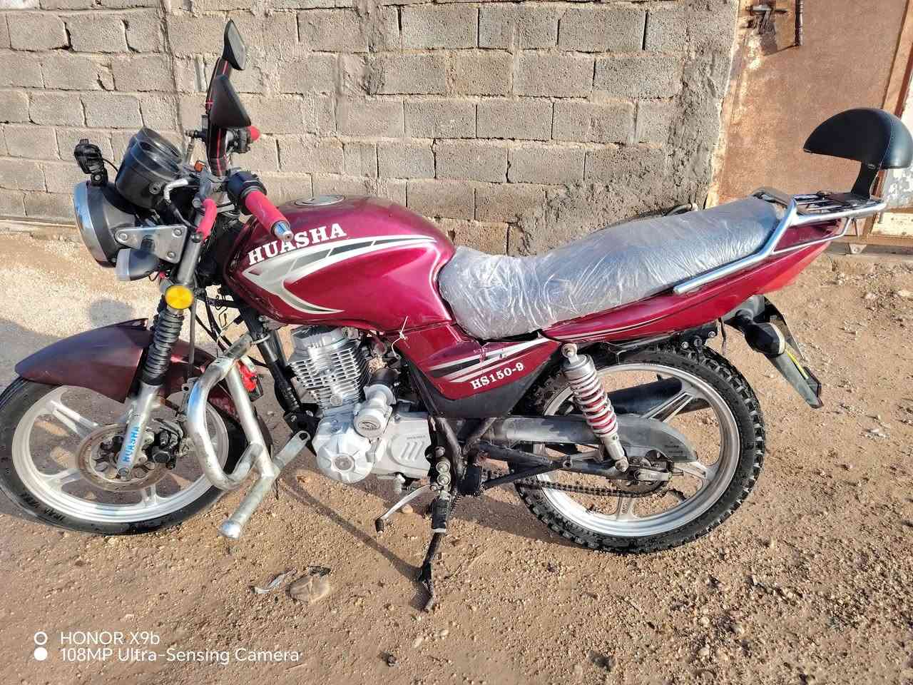 السلام عليكم
هايوشا 18للبيع سلف كهربائيات كامله 
بصمات ثنين صالنصه كاتم
 ويرهم مراوس بسيفان السعر475
#اتصال_فقط/ ***********
