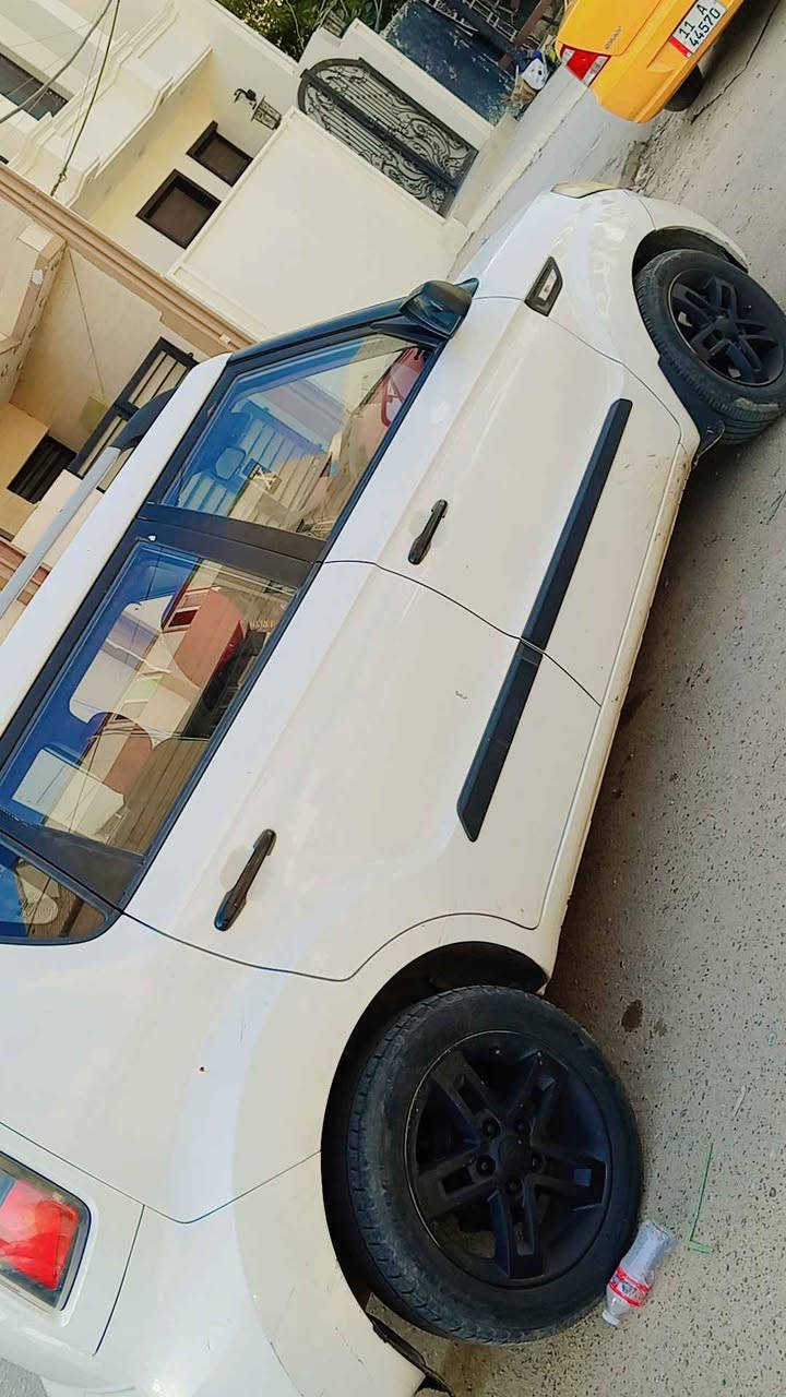 صول وارد خليجي موديل 2012 مابيها بس جاملغ سائق بدون دواخل نهائيا السياره مابيها اي نقص هزه صارلها اسبوع من صاعده والسنويه تنتهي 2031 تحويل ثاني يوم مباشر رقمها أربيل السعر بي مجال بغداد, العراق


**إذا كنت صاحب هذا الإعلان وتريد حذفه لأي سبب، رجاءا أرسل رسالة إلى الدعم الفني**