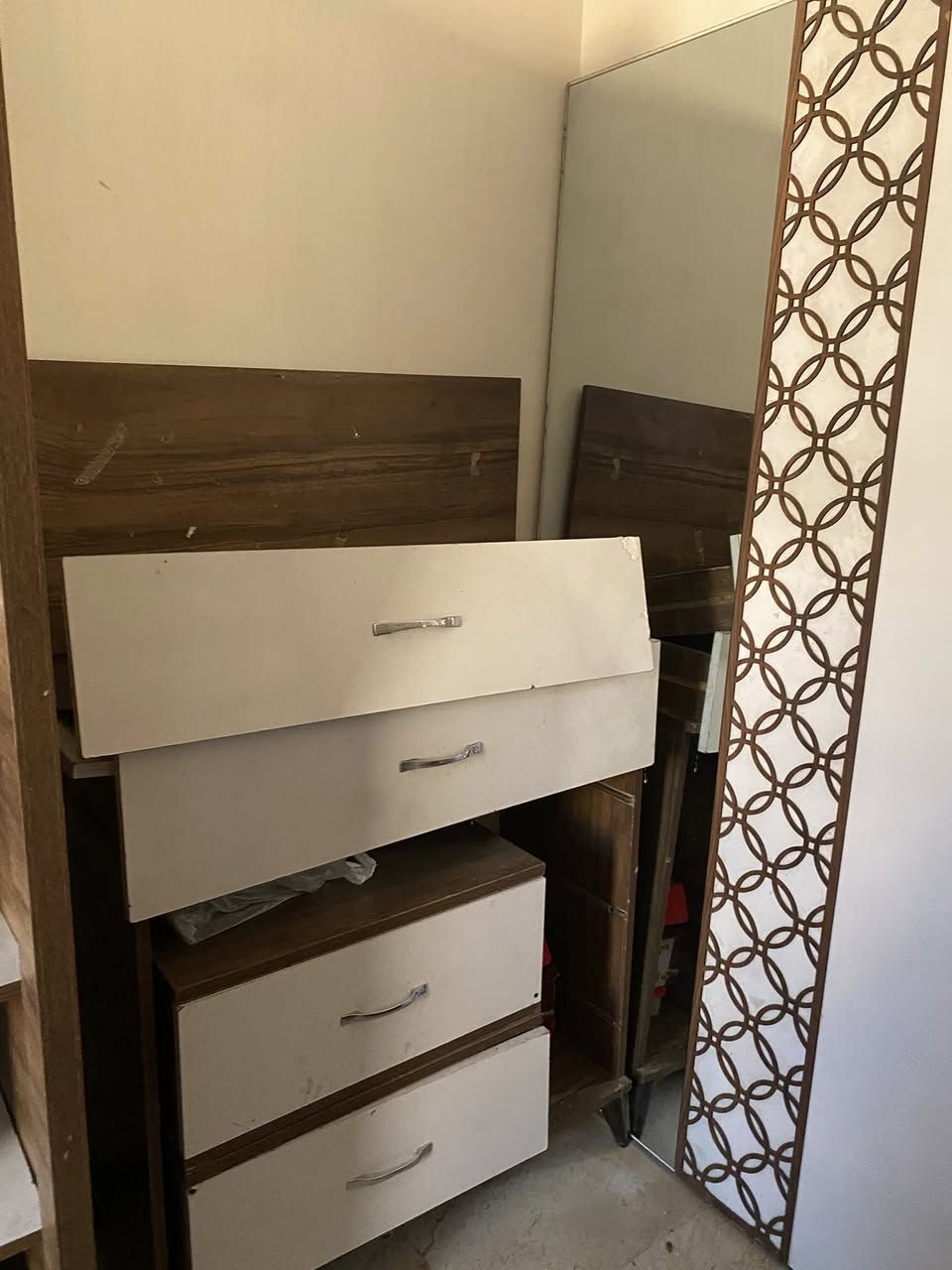 غرفه نوم كامله ب٧٥مكان حي القاهره


**إذا كنت صاحب هذا الإعلان وتريد حذفه لأي سبب، رجاءا أرسل رسالة إلى الدعم الفني**