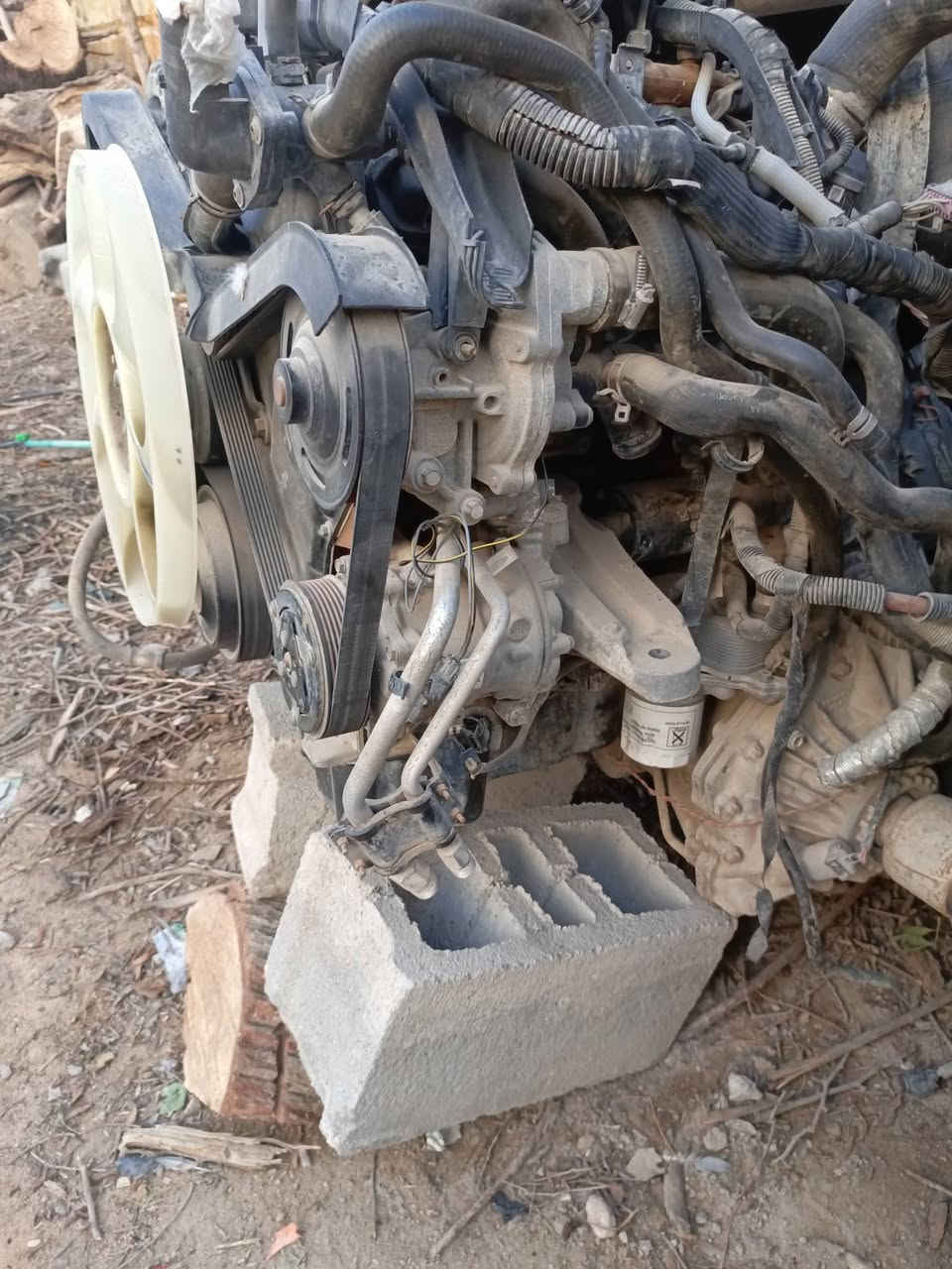 السلام وعليكم محرك فورت سوبر دفع رباعي تحويره كامله عل شرط محرك جديد بمعنه  والسعر مليون ونص الكلمه مكاني بصره ***********
