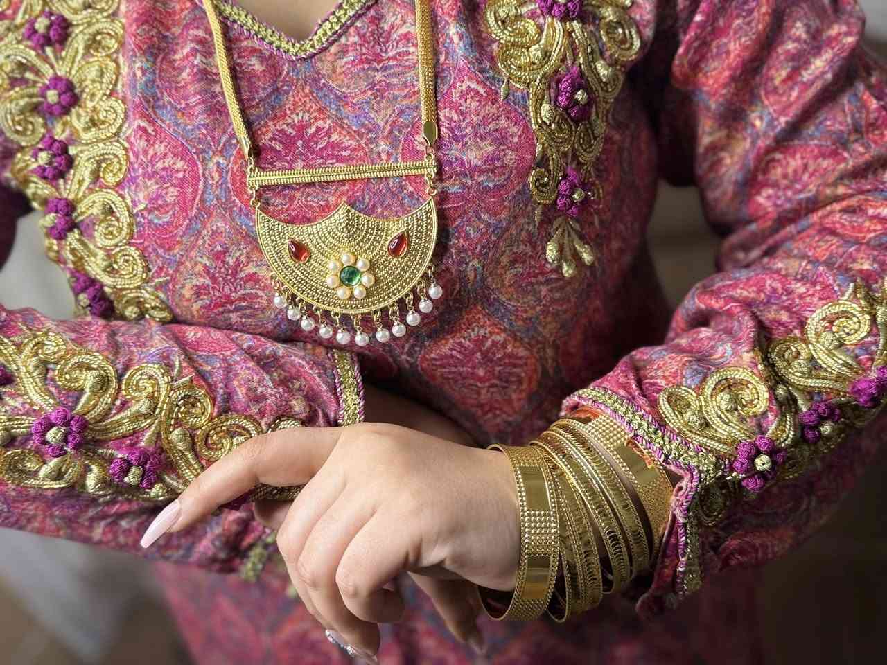 مخور نضيف مطرز خليجي سعر ١٢ الف


**إذا كنت صاحب هذا الإعلان وتريد حذفه لأي سبب، رجاءا أرسل رسالة إلى الدعم الفني**