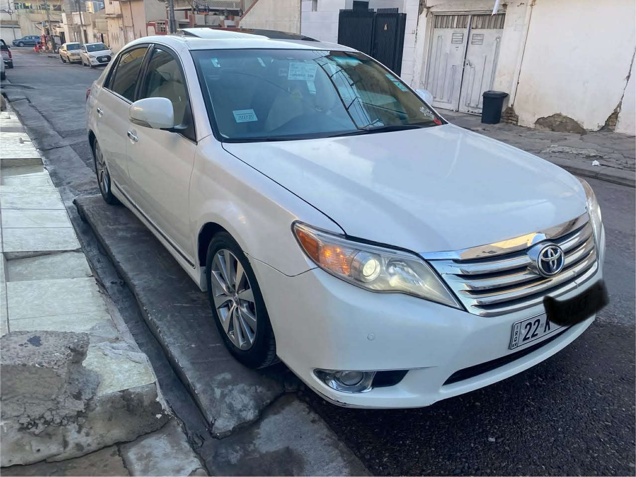 ئەڤەلۆن ٢٠١١ فول فول مواسةفات  زؤر خاوين ماوةتةوة بۆیاخ تەنکة سةيارةكة  دووپارچەو نیو سبوغة بي ليدران 
يه ك پارچه به بيلاد گۆڕایە سلاید  كوشن كارةبايي گێڕو مةكينةو كارةباياتي بةشةرتة سعرةكةشي 175 و مجال كةم  سةيارةكة لة هةوليرة  
رةقةم تةلةفون: *********** Singapore
