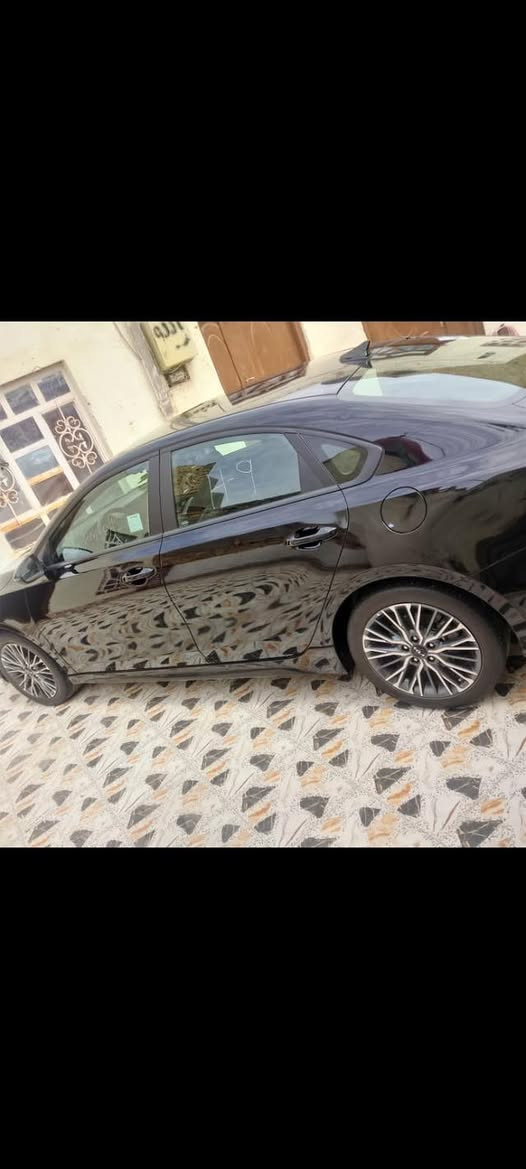 كيا فورتي موديل 2024 جي تي لاين فول مواصفات عدا الفتحه ماشيه 34 رقم ذي قار معوقين معوق ولد شاب سياره جديده على وضع الشركه السعر 150 وبيها مجال ***********
