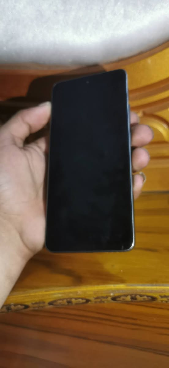 سلام عليكم
جهاز OPPO A5 Pro
بعده جديد ذاكره 256
صوته يخبل ستيكر وعاليات كلش
مراوس بجهاز حسب القناعه مكان بغداد مدينه صدر


**إذا كنت صاحب هذا الإعلان وتريد حذفه لأي سبب، رجاءا أرسل رسالة إلى الدعم الفني**