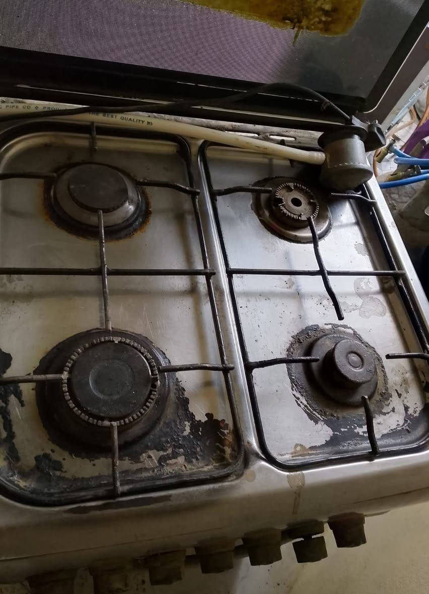 غراظ للبيع شرط النظافة ثلاجة تانكيات عدد 2 طباخ+خلاط


**إذا كنت صاحب هذا الإعلان وتريد حذفه لأي سبب، رجاءا أرسل رسالة إلى الدعم الفني**