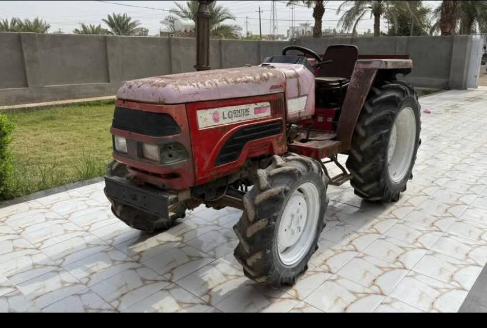 سلام عليكم ورحمه الله وبركاته كاروبه للبيع اربعه سلندر ياباني موديل دبل اكسن استيرن باور شركه 98 معا خرماشه وديجر وعربانه السعر 6مليون دينار المكان الديوانيه الرقم الاتصال ***********
