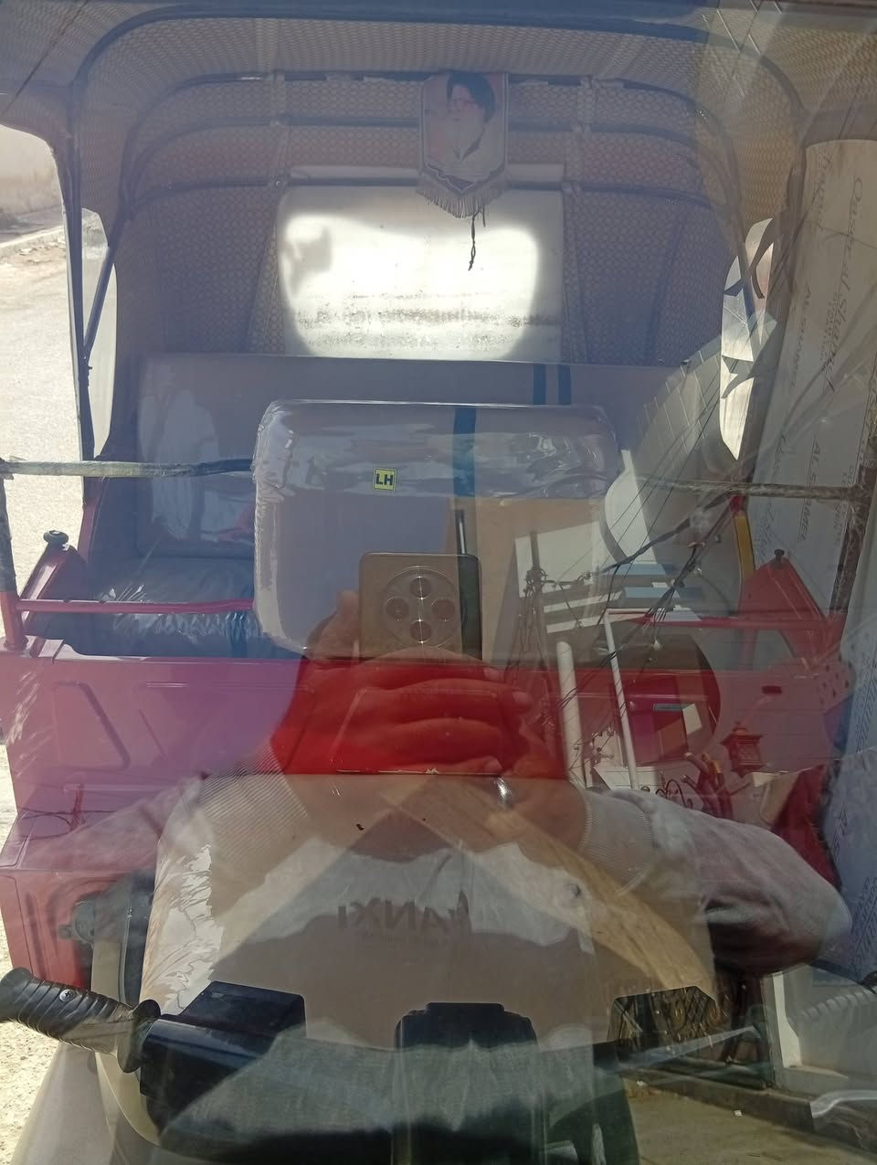 اسلام عليكم شباب تكتك للبيع موديل 2021 تكتك خير من الله مكينه مكفوله من التنقيص  والتبخير كشر مكفول بيها بس بلصفحه شبيرين ومعمره دوس فقط تخم تاير جديد جادر جديد باتري جديد تكتك حلوه رقم بابل انكليزي  شرط التحويل السعر 7 وبيها
مجال لشراي يتصل وبخدمتك هذا رقمي ***********
